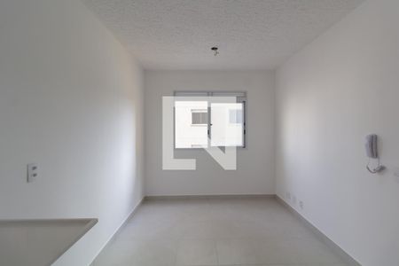 Sala/Cozinha de apartamento para alugar com 2 quartos, 32m² em Colônia (zona Leste), São Paulo