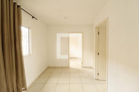 Sala de apartamento para alugar com 2 quartos, 42m² em Maria Regina, Alvorada