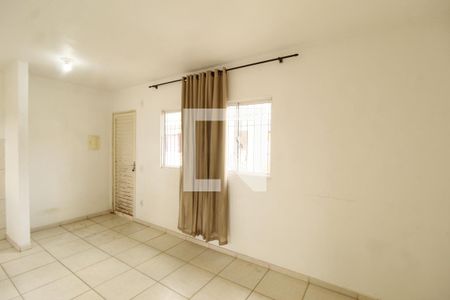 Sala de apartamento para alugar com 2 quartos, 42m² em Maria Regina, Alvorada