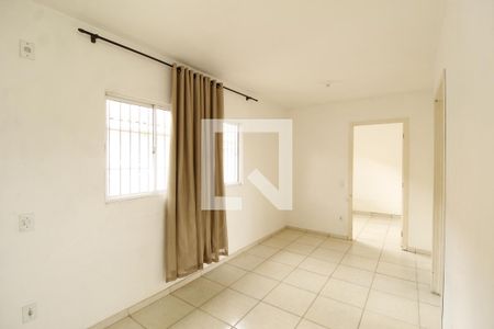 Sala de apartamento para alugar com 2 quartos, 42m² em Maria Regina, Alvorada