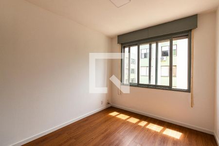 Quarto  de apartamento à venda com 1 quarto, 43m² em Teresópolis, Porto Alegre