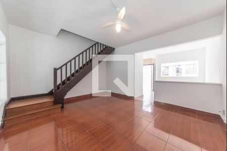 Sala de casa à venda com 2 quartos, 100m² em Vila Cordeiro, São Paulo