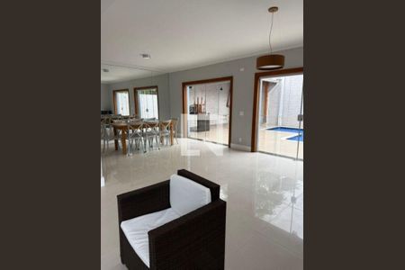 Casa à venda com 5 quartos, 300m² em City Bussocaba, Osasco