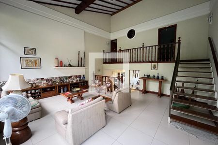 Sala de casa à venda com 5 quartos, 628m² em Jardim Guanabara, Rio de Janeiro