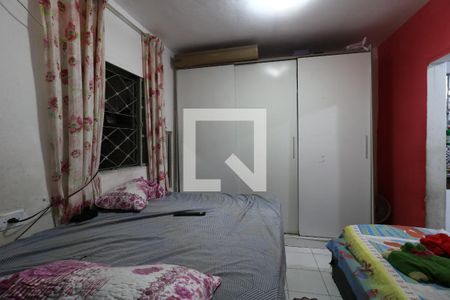 Quarto de casa para alugar com 1 quarto, 35m² em Parque João Ramalho, Santo André