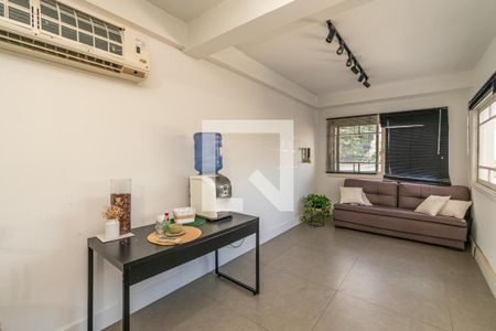 Casa à venda com 3 quartos, 337m² em Vila Jardim, Porto Alegre