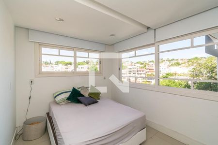 Casa à venda com 3 quartos, 337m² em Vila Jardim, Porto Alegre