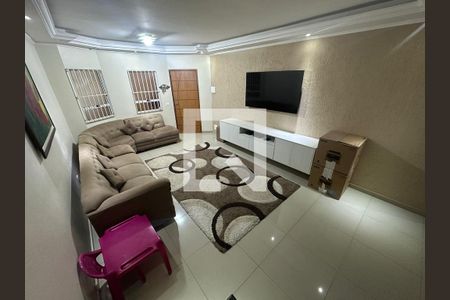 Sala de casa à venda com 3 quartos, 155m² em Jardim Eugenia, Guarulhos