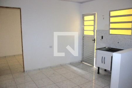 Cozinha de casa para alugar com 1 quarto, 26m² em Vila Alzira, Guarulhos