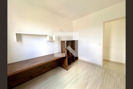 Quarto 1 de apartamento à venda com 2 quartos, 53m² em Jardim das Samambaias, Jundiaí