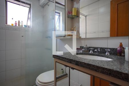 Banheiro da Suíte de apartamento à venda com 3 quartos, 107m² em Bela Vista, Porto Alegre