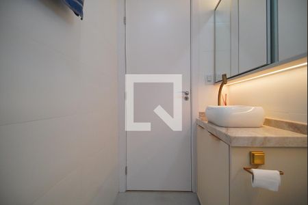 Banheiro da Suíte 1 de casa de condomínio à venda com 2 quartos, 105m² em Pátria Nova, Novo Hamburgo