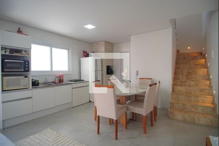 Sala/Cozinha de casa de condomínio à venda com 2 quartos, 105m² em Pátria Nova, Novo Hamburgo