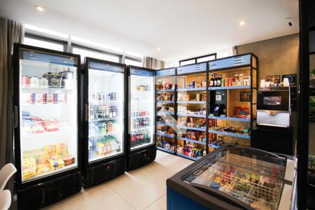 Studio à venda com 26m², 1 quarto e 1 vaga Studio à venda com 26m², 1 quarto e 1 vagaÁrea comum - Mercado