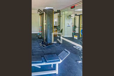 Apartamento à venda com 190m², 3 quartos e 3 vagas Apartamento à venda com 190m², 3 quartos e 3 vagasÁrea comum - Academia