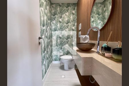 Apartamento à venda com 190m², 3 quartos e 3 vagas Apartamento à venda com 190m², 3 quartos e 3 vagasLavabo