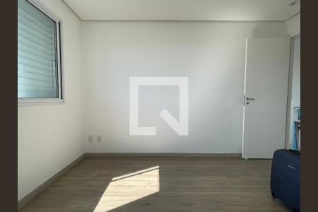 Apartamento à venda com 190m², 3 quartos e 3 vagas Apartamento à venda com 190m², 3 quartos e 3 vagasSuíte 2