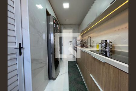 Apartamento à venda com 190m², 3 quartos e 3 vagas Apartamento à venda com 190m², 3 quartos e 3 vagasCozinha