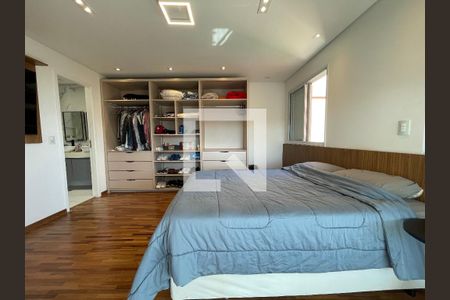 Apartamento à venda com 190m², 3 quartos e 3 vagas Apartamento à venda com 190m², 3 quartos e 3 vagasSuíte 1