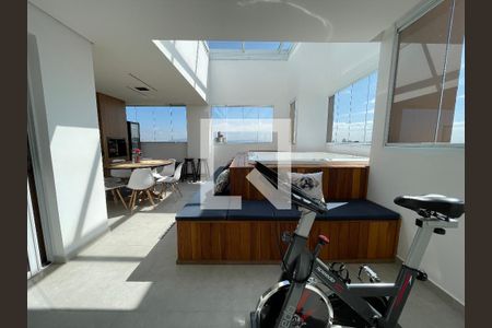 Apartamento à venda com 190m², 3 quartos e 3 vagas Apartamento à venda com 190m², 3 quartos e 3 vagasCobertura