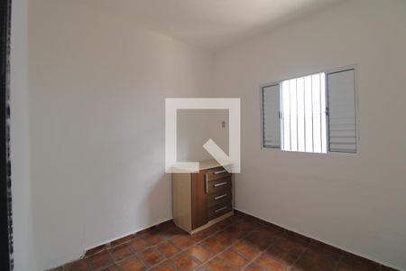 Quarto 2 de casa para alugar com 2 quartos, 150m² em Jardim Ubirajara, São Paulo