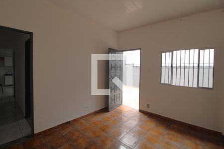 Sala de casa para alugar com 2 quartos, 150m² em Jardim Ubirajara, São Paulo