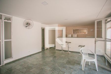 Apartamento à venda com 52m², 2 quartos e 1 vaga Apartamento à venda com 52m², 2 quartos e 1 vagaÁrea comum - Salão de festas