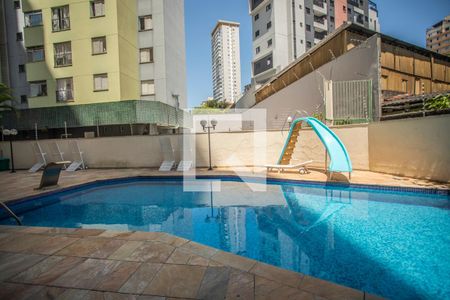 Apartamento à venda com 52m², 2 quartos e 1 vaga Apartamento à venda com 52m², 2 quartos e 1 vagaÁrea comum - Piscina