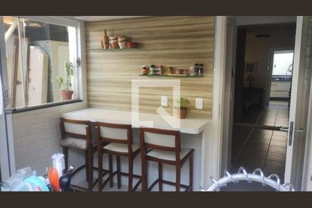 Casa à venda com 3 quartos, 147m² em Badu, Niterói