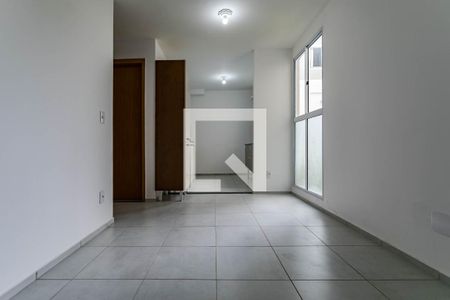 Sala de apartamento para alugar com 2 quartos, 45m² em Vila Sao Paulo, Mogi das Cruzes