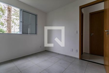 Quarto 1 de apartamento para alugar com 2 quartos, 45m² em Vila Sao Paulo, Mogi das Cruzes