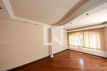 Sala de casa para alugar com 3 quartos, 180m² em Vila Ema, São Paulo