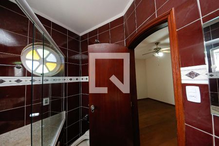 Banheiro Suíte de casa para alugar com 3 quartos, 180m² em Vila Ema, São Paulo