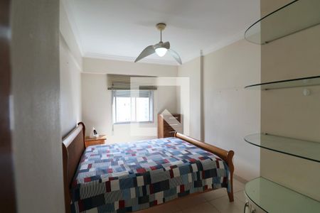 Suíte de apartamento para alugar com 4 quartos, 100m² em Barra Funda, Guarujá