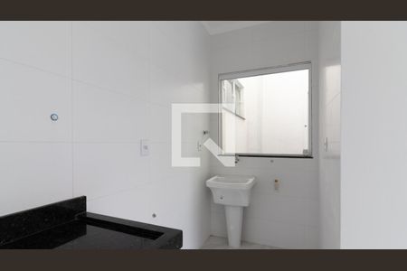Apartamento à venda com 45m², 2 quartos e 1 vaga Apartamento à venda com 45m², 2 quartos e 1 vagaCozinha e Área de Serviço