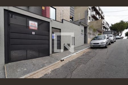 Apartamento à venda com 45m², 2 quartos e 1 vaga Apartamento à venda com 45m², 2 quartos e 1 vagaFachada e plaquinha