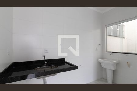 Apartamento à venda com 45m², 2 quartos e 1 vaga Apartamento à venda com 45m², 2 quartos e 1 vagaCozinha e Área de Serviço