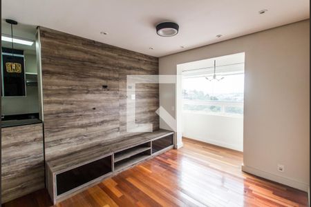 Sala de TV de apartamento à venda com 2 quartos, 72m² em Tamboré, Barueri