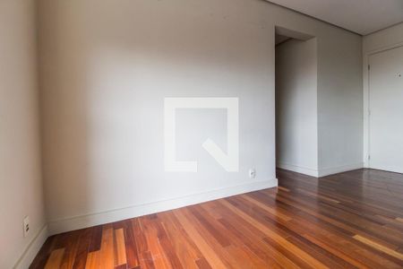 Sala de TV de apartamento à venda com 2 quartos, 72m² em Tamboré, Barueri