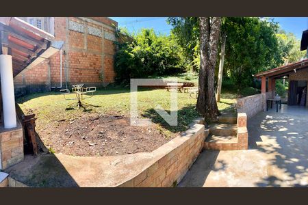 Casa à venda com 3612m², 4 quartos e 6 vagas Casa à venda com 3612m², 4 quartos e 6 vagasÁrea externa