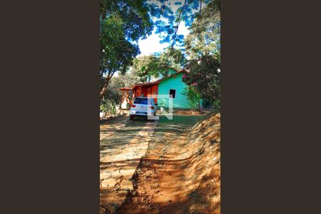 Casa à venda com 3612m², 4 quartos e 6 vagas Casa à venda com 3612m², 4 quartos e 6 vagasÁrea externa