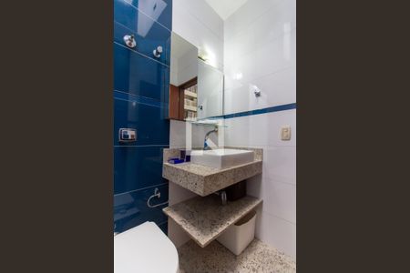 Casa à venda com 238m², 4 quartos e 2 vagas Casa à venda com 238m², 4 quartos e 2 vagasBanheiro da Suíte 3