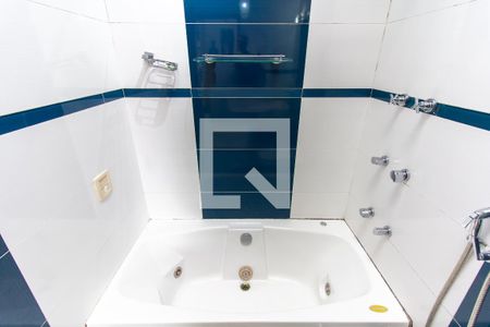 Casa à venda com 238m², 4 quartos e 2 vagas Casa à venda com 238m², 4 quartos e 2 vagasBanheiro da Suíte 3