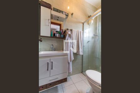 Casa à venda com 238m², 4 quartos e 2 vagas Casa à venda com 238m², 4 quartos e 2 vagasBanheiro da Suíte 2