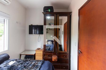 Casa à venda com 238m², 4 quartos e 2 vagas Casa à venda com 238m², 4 quartos e 2 vagasQuarto 2 - Suíte