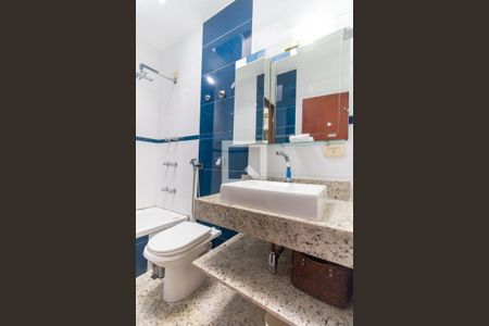 Casa à venda com 238m², 4 quartos e 2 vagas Casa à venda com 238m², 4 quartos e 2 vagasBanheiro da Suíte 3