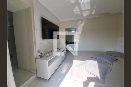 Casa à venda com 3 quartos, 179m² em Umuarama, Osasco