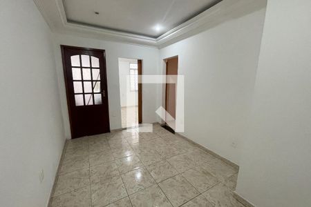 Sala de apartamento para alugar com 2 quartos, 55m² em Vila São Luis, Duque de Caxias