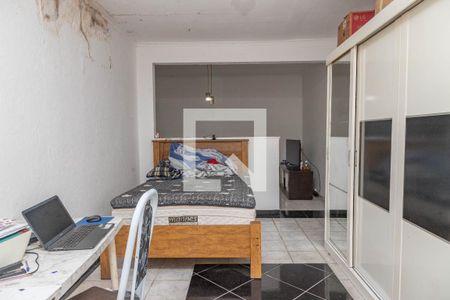 Quarto  de casa à venda com 6 quartos, 143m² em Centro, Diadema