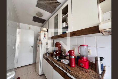 Cozinha de apartamento para alugar com 3 quartos, 68m² em Freguesia (jacarepaguá), Rio de Janeiro